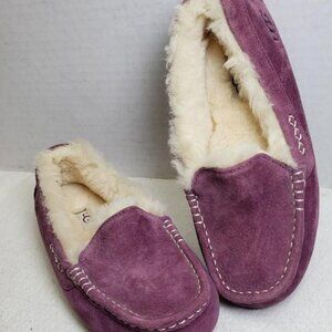 UGG Ansley Purple Suede Women’s Slippers. Size 5. Excellent Condition!
